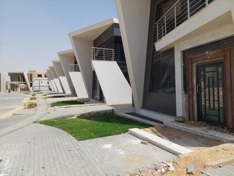 لايف فيو gallery image